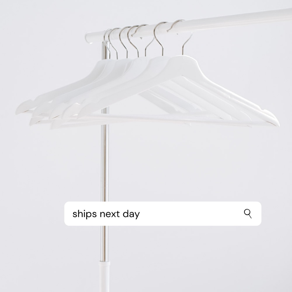 Vintage Dooney & Bourke Classic Top Zip Crossbody - Picture 14 of 16